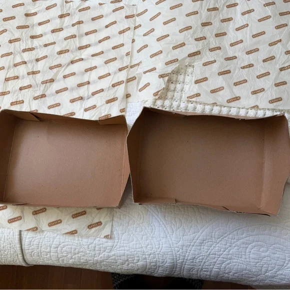 Coach vintage box and tissue paper for 4929 small full flap - Picture 4 of 11